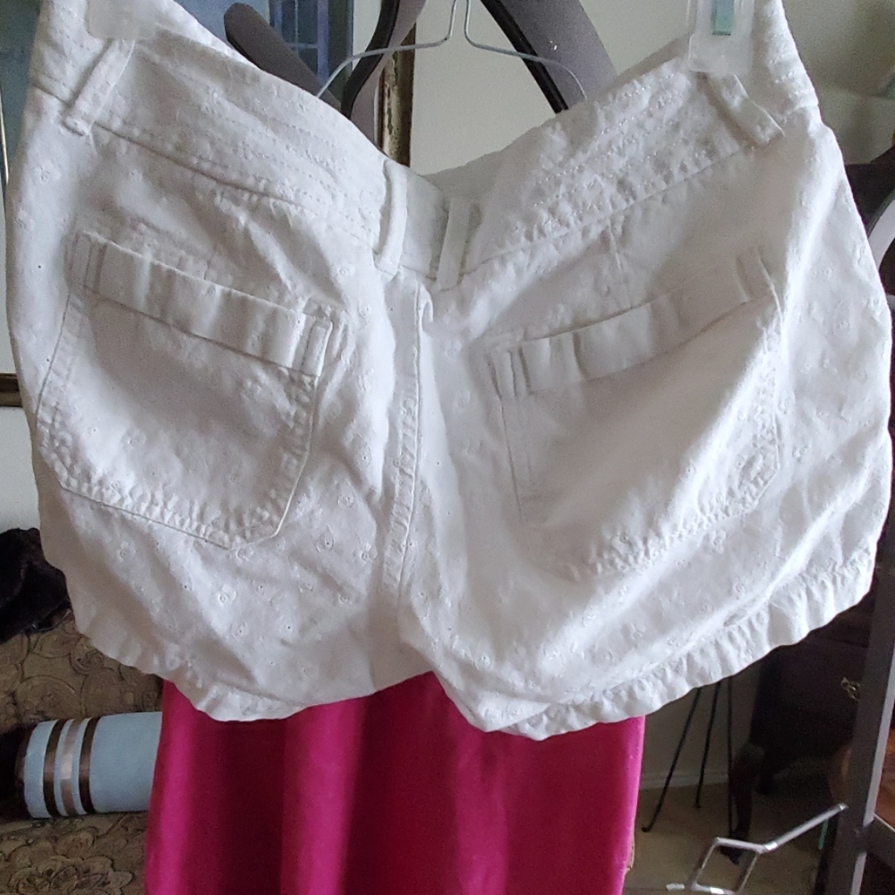 Nike racer back tank wwhite shorts - Picture 3 of 4